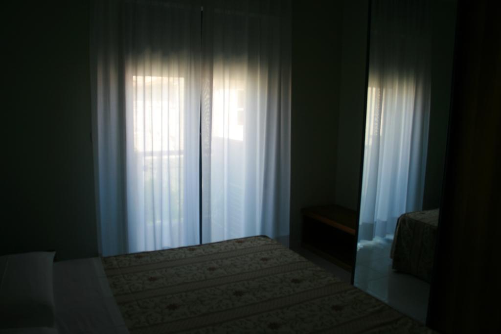 La Perla B&B Hotel ロゼート・デッリ・アブルッツィ エクステリア 写真